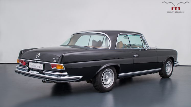 W111