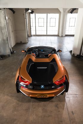 i8