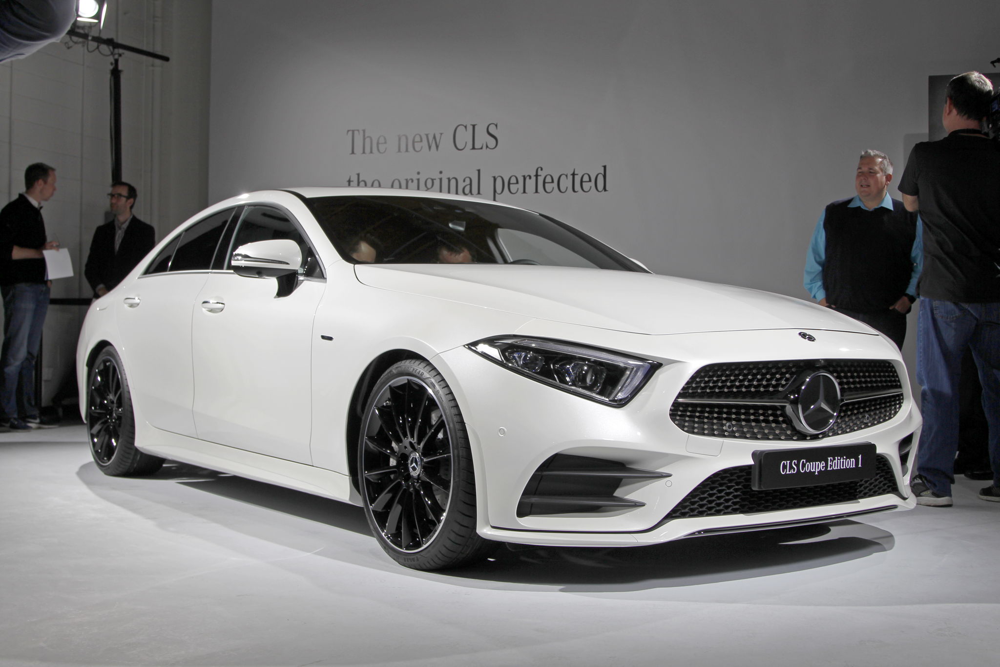 Мерседес cls поколения