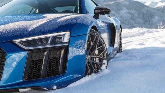 R8 V10 Plus