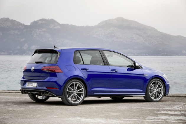 Golf R