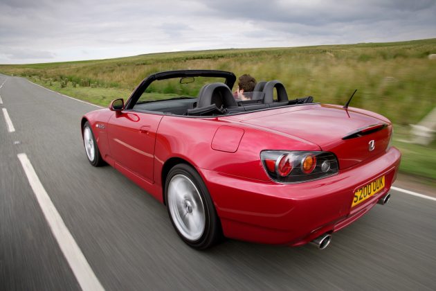 S2000