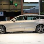 2019-Volvo-V60-1