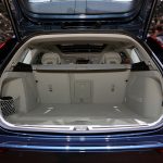 2019-Volvo-V60-11