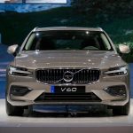 2019-Volvo-V60-12