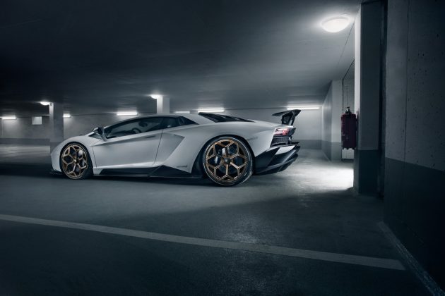 Aventador S