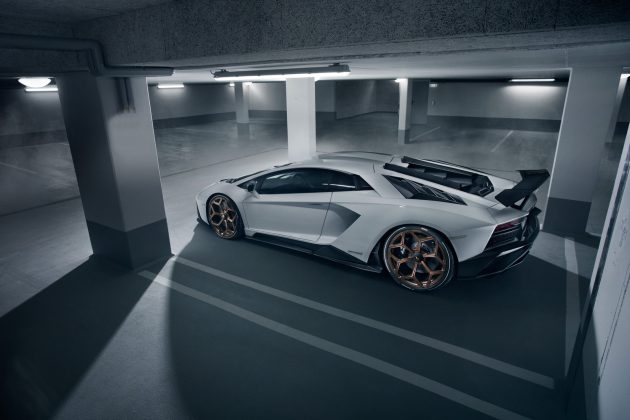 Aventador S