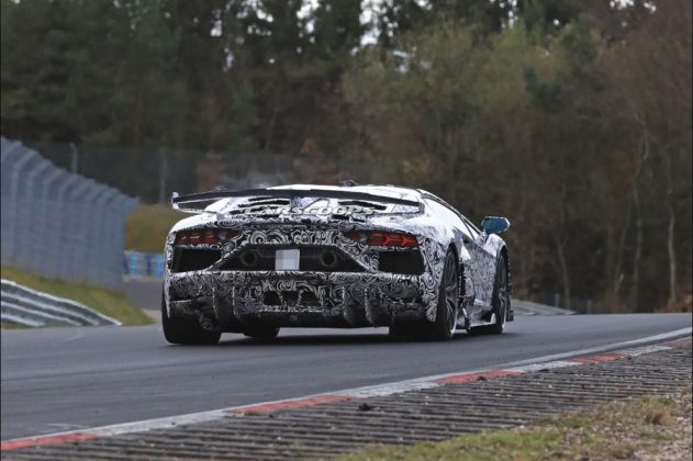 Aventador SVJ