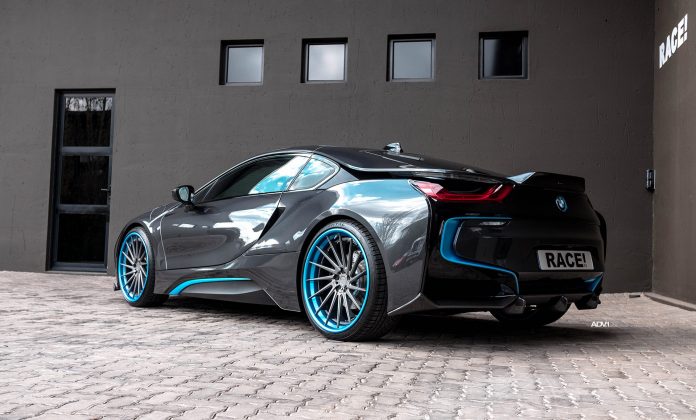 i8