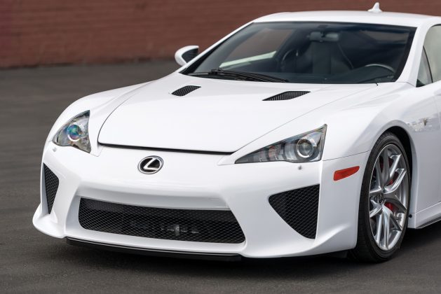 lexus lfa