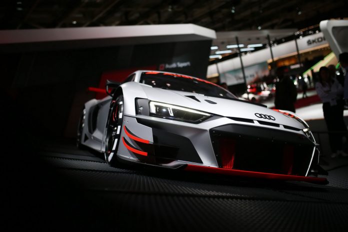 R8 LMS