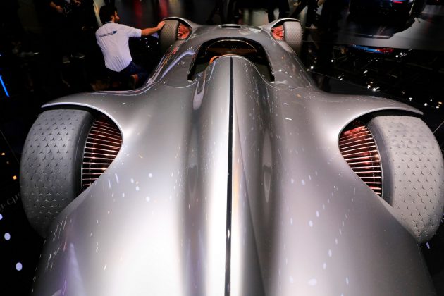Vision EQ Silver Arrow