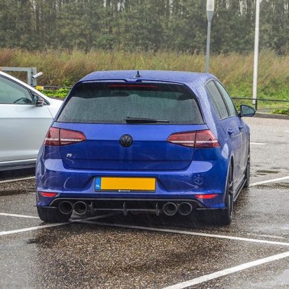 Golf R