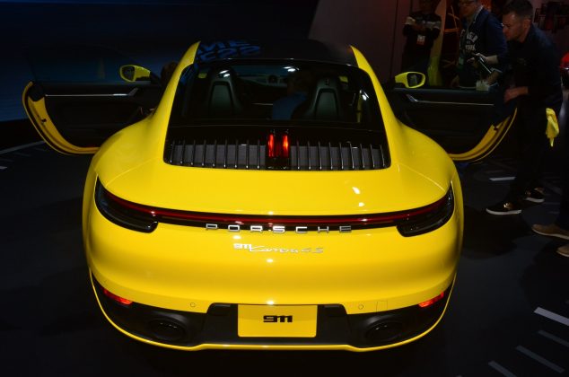 porsche 911 992