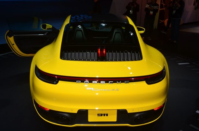 porsche 911 992