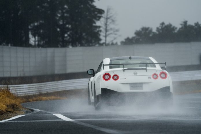 GT-R